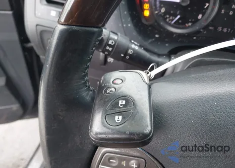 2011 Lexus Es 350 z USA, uszkodzony, nr VIN JTHBK1EG6B2441734